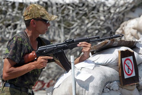 Боевики 42 раза открывали огонь по силам АТО на Донбассе