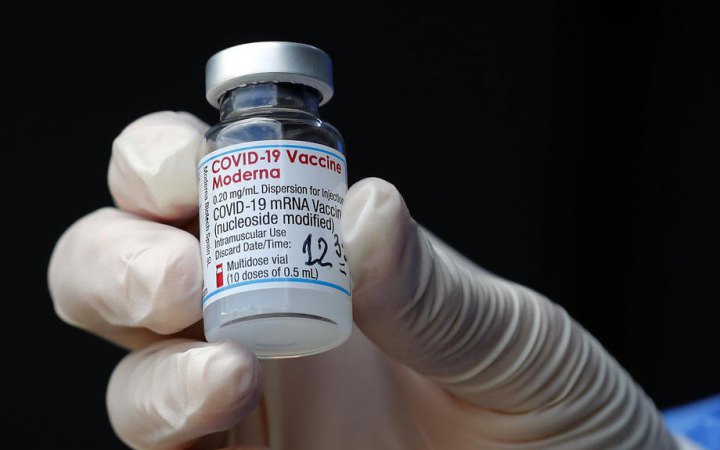 Завдяки вакцинації від COVID-19 вдалося запобігти 20 млн смертей у 2021 році