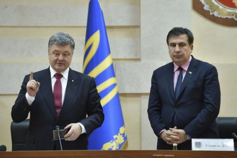 Порошенко поручил Саакашвили взять под личный контроль дорогу Одесса-Рени