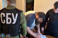 На Закарпатті 2 клірики УПЦ (МП) розповсюджували у соцмережах заборонену комуністичну символіку та радянські гасла
