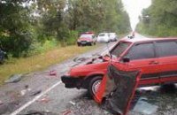 В Днепропетровской области столкнулись два ВАЗа: пострадали 7 человек