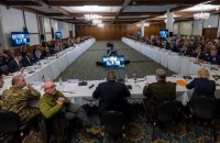 Украина переходит на калибры и технику НАТО, - Резников