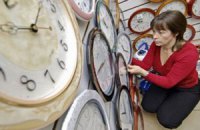 Ночью Украина переводит стрелки 