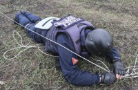 У Марьинки на взрывном устройстве подорвался сапер