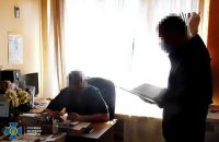 На Франківщині лікаря викрили на продажу фейкових довідок про відсутність COVID-19