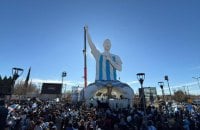 В Аргентині встановили 26-метрову статую Мессі  