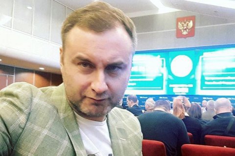 Кандидат в президенты РФ сдал в ЦИК чистые листы бумаги вместо подписей
