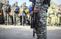На Донбассе ранен украинский военный