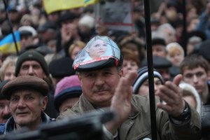 Возле Апелляционного суда начались потасовки