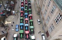 Криза з ризиком блокади: у Варшаві завершилися зернові переговори між Україною та Польщею