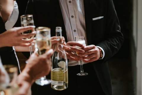 7 перевірених коктейлів з ігристим на кожен день новорічного тижня 