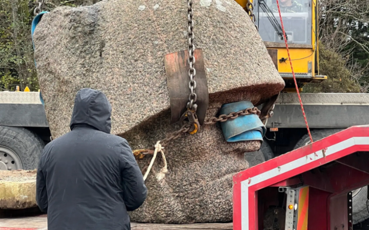 Естонія виділила близько 1 млн євро на демонтаж радянських військових пам’ятників