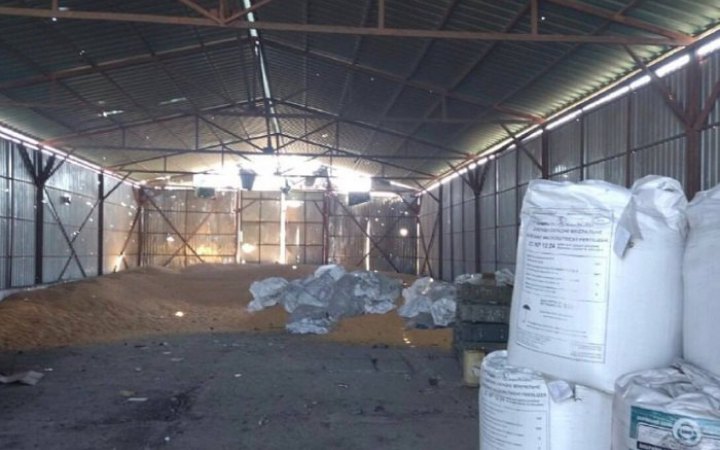 Окупанти знищили два зерносховища на Дніпропетровщині