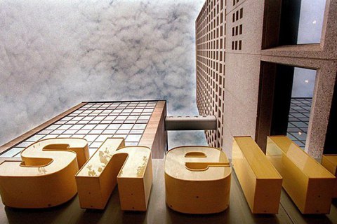 Shell остановила работу крупнейшего в Европе нефтезавода из-за пожара