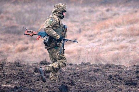 Окупанти на Донбасі стріляли поблизу Авдіївки та Новолуганського 