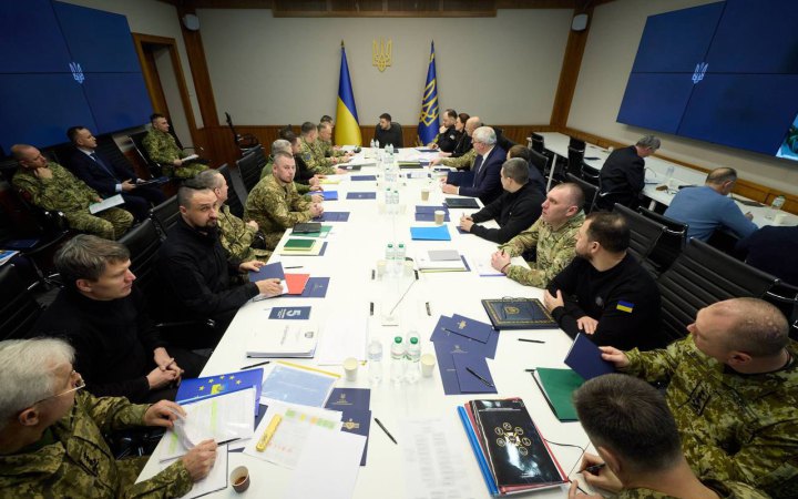 Зеленський: є кілька кандидатур на посаду командувача ПВК «Південь»