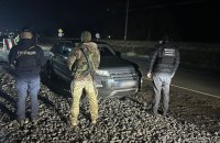 На Закарпатті прикордонники виявили крадене авто, яким керував пособник ухилянтів