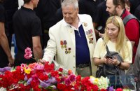 У центрі Києва проходять урочисті заходи до Дня Перемоги (оновлюється)
