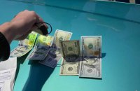 ​Во Львове задержали криминалиста МВД, требовавшего от участника ДТП $1 тыс. за экспертизу 