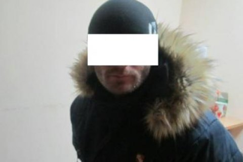 На КП "Кучурган" гражданин Молдовы напал на украинских пограничников