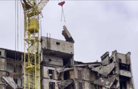У Харкові демонтують три пошкоджених росіянами будинки
