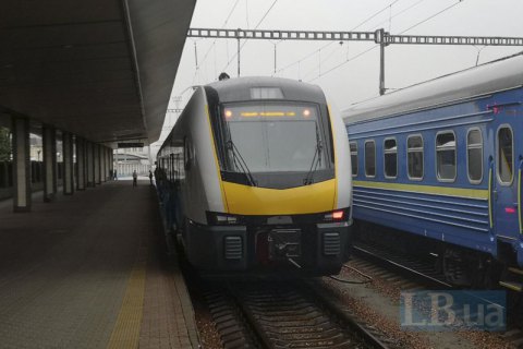 На вокзалах від COVID-19 вакцинували вже понад 13 тисяч українців