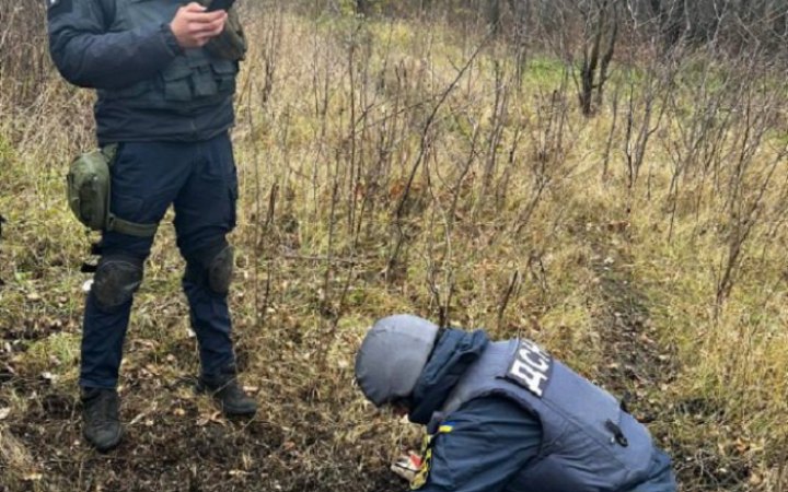 У Харкові двоє підлітків дістали поранення через вибух боєприпасу 