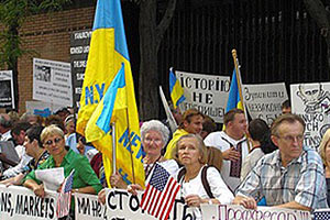 Диаспора требует от правительства США заморозить активы Януковича