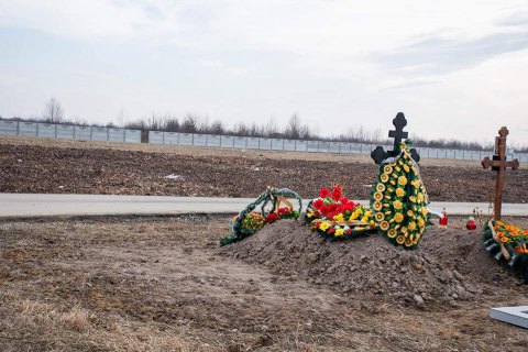 У садовому кооперативі біля Львову організували нелегальне кладовище