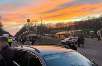 На пункті пропуску "Шегині" заблокували рух транспорту