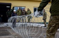 ГПСУ изготовила почти 2000 бухт колючей проволоки, которые пойдут на границу с Беларусью