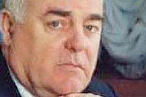 Депутат-коммунист сломал журналистке микрофон