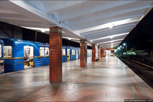 В Киеве около часа не работала станция метро "Дарница"