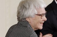 Умерла писательница Харпер Ли