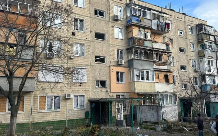 Унаслідок ворожих обстрілів Нікопольщини пошкоджені будівлі храму, ліцею та спортклубу