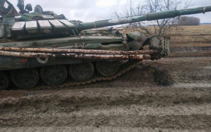 "Враг штурмовал Новотошковское, Попасную, Авдеевку и Марьинку. Успеха не имел", - Генштаб