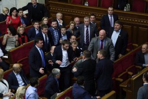 В Раде возникла первая драка