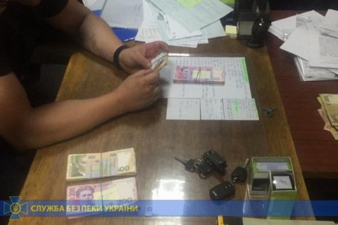 У Харкові двох чиновників підозрюють у продажу асфальту, "списаного" під час ремонту доріг