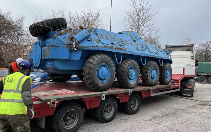 Болгарія надіслала Україні бронетранспортери