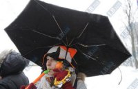 Погода на субботу: тепло и дожди не отступают