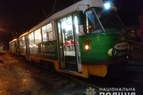 В Харькове трамвай насмерть сбил мужчину
