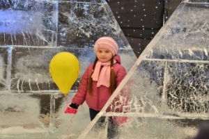 Во Львове на Рождество открыли Ice-house в стиле Евро-2012