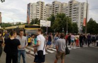 Жителям скандальных многоэтажек на Харьковском шоссе включили электричество