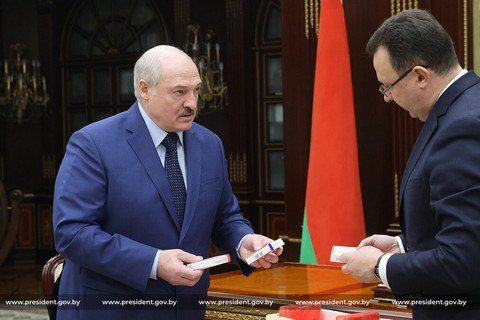 Беларусь планирует до конца года разработать собственную вакцину от коронавируса