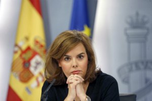 Испания попросит КС признать каталонский "опрос о независимости" незаконным