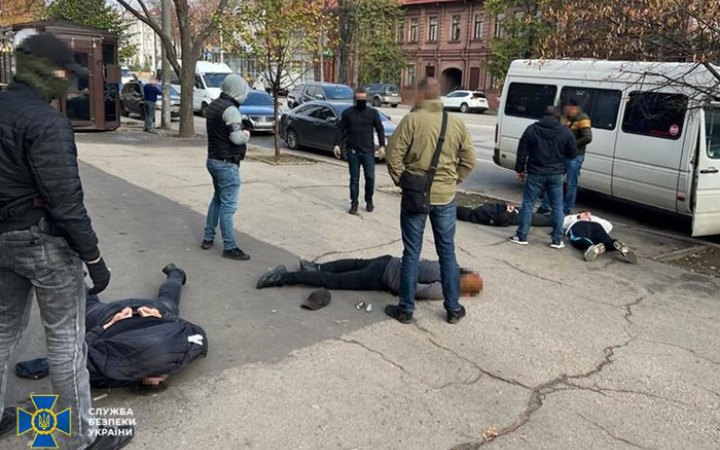 СБУ затримала на Запоріжжі рекетирів, які хотіли "віджати" бізнес автоперевізників