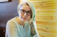 Яна Зінкевич: «Велика кількість медиків загинули, велика кількість – в полоні. І все це щодня змінюється не на нашу користь»