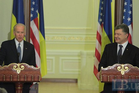 Байден: я общаюсь с Порошенко больше, чем с собственной женой