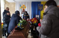 ​У Хмельницькому попрощалися з рятувальниками, які загинули внаслідок обстрілу 