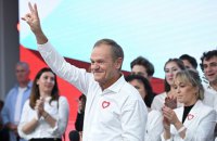 Вибори у Польщі: проєвропейський Туск заявляє про перемогу, сподіваючись на коаліцію